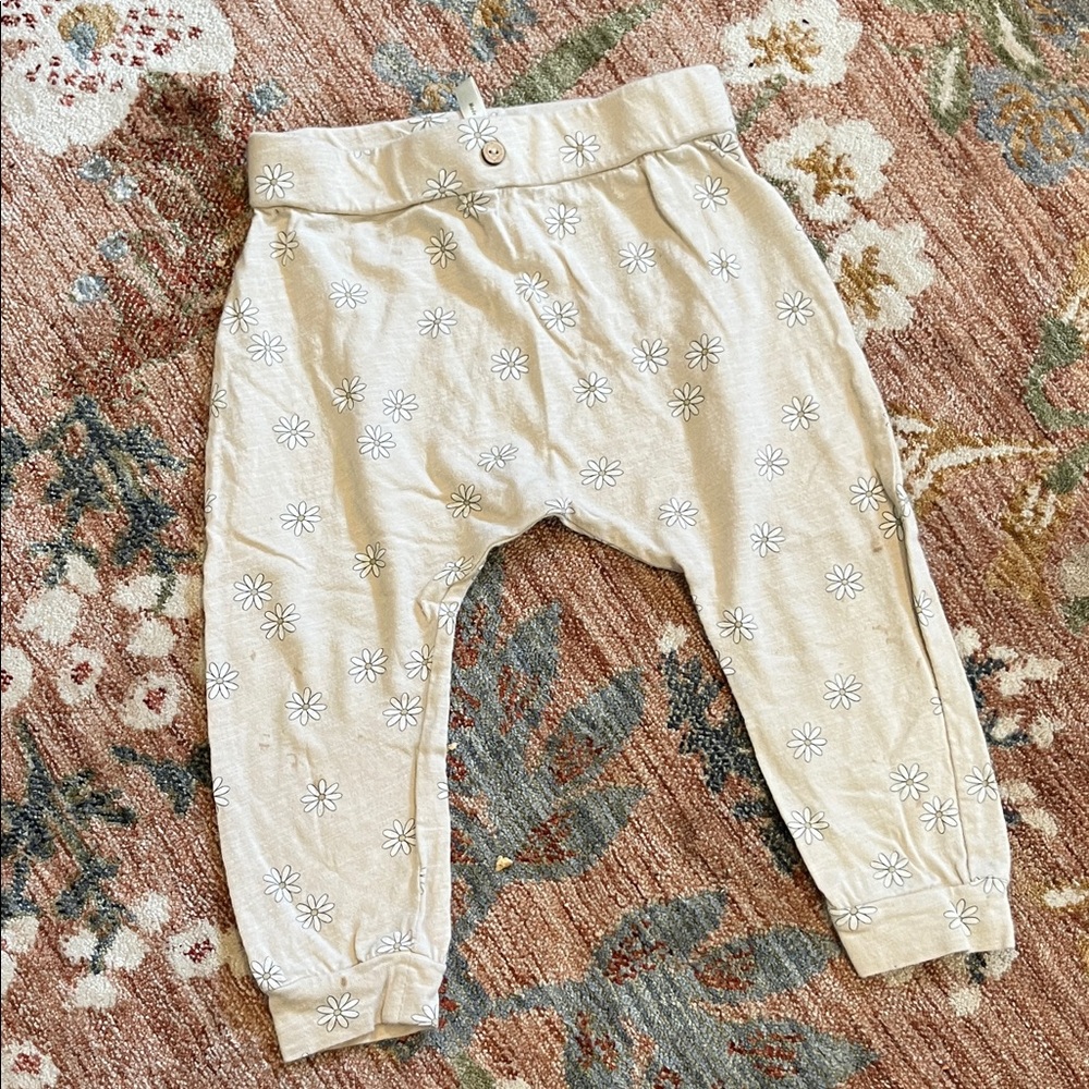 Rylee + Cru Cream Floral Kids Joggers